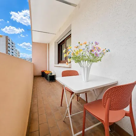 Grand T3 - Balcon Vue Montagne - Centre Aix アパート *